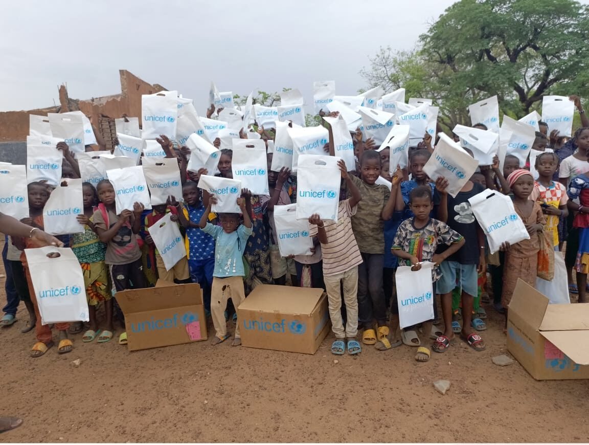 Ensemble pour le dialogue